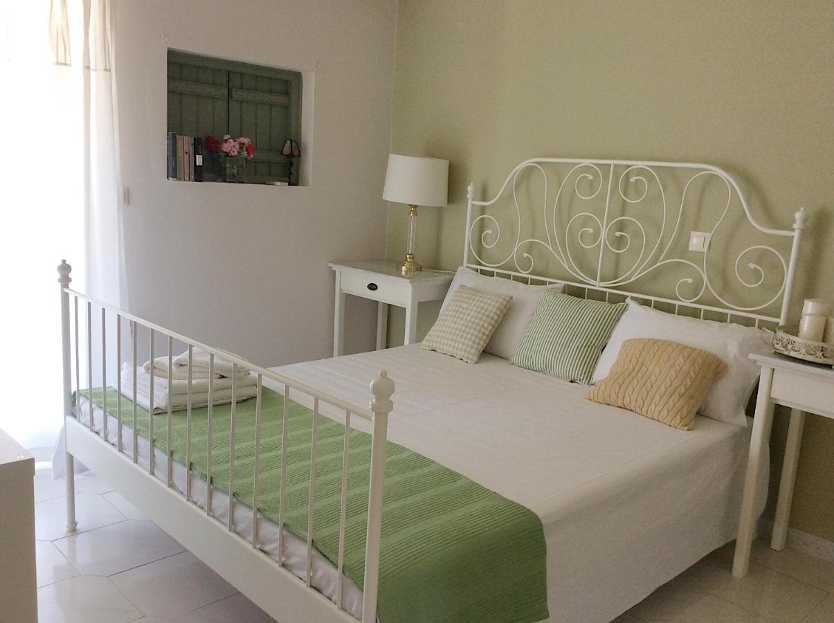 Kefalonia Apartments - Marias Studios - 2 Bedroom Apartment In Orchard, Spartia Exterior foto